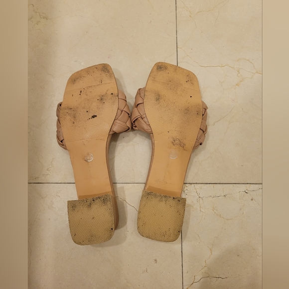 Braided sandals size 6 - Picture 8 of 8